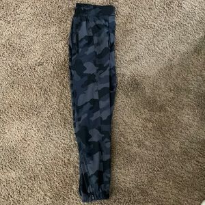 Old navy active joggers (large)